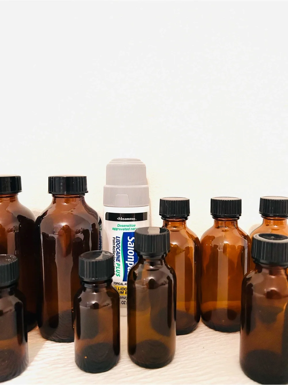 Lot Amber Glass Skincare Bottles w/ Leakproof Caps- 4 sizes (16 Total)